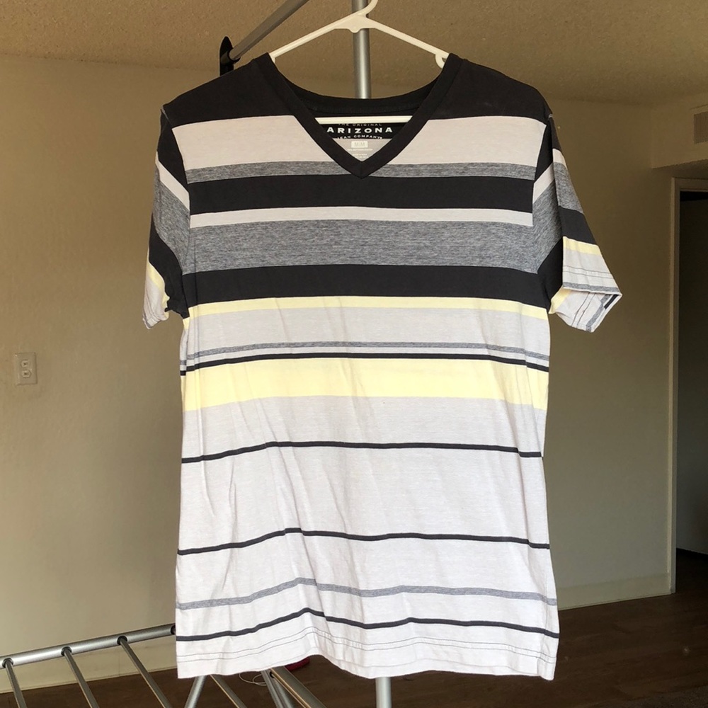 Arizona v neck